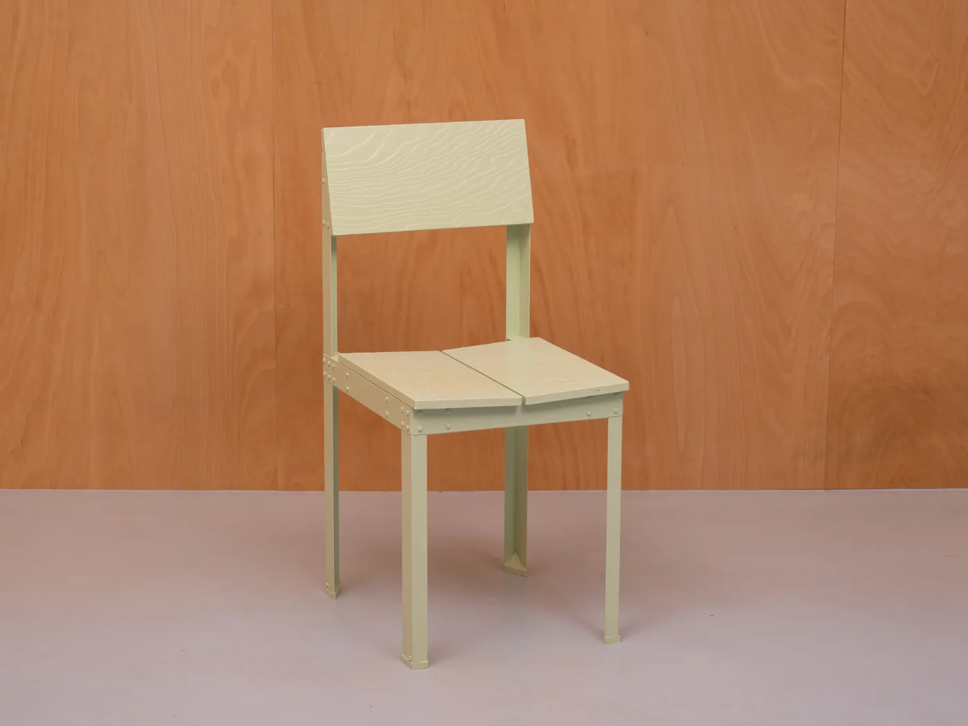 D-Joint Chair